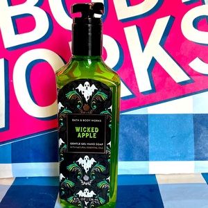 B&BW Wicked Apple Hand Soap